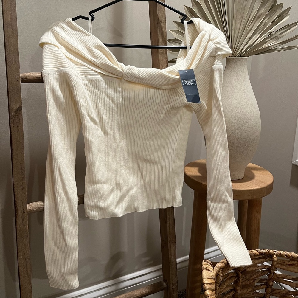 Abercrombie & Fitch Cream Ribbed Off Shoulder Sweater Top